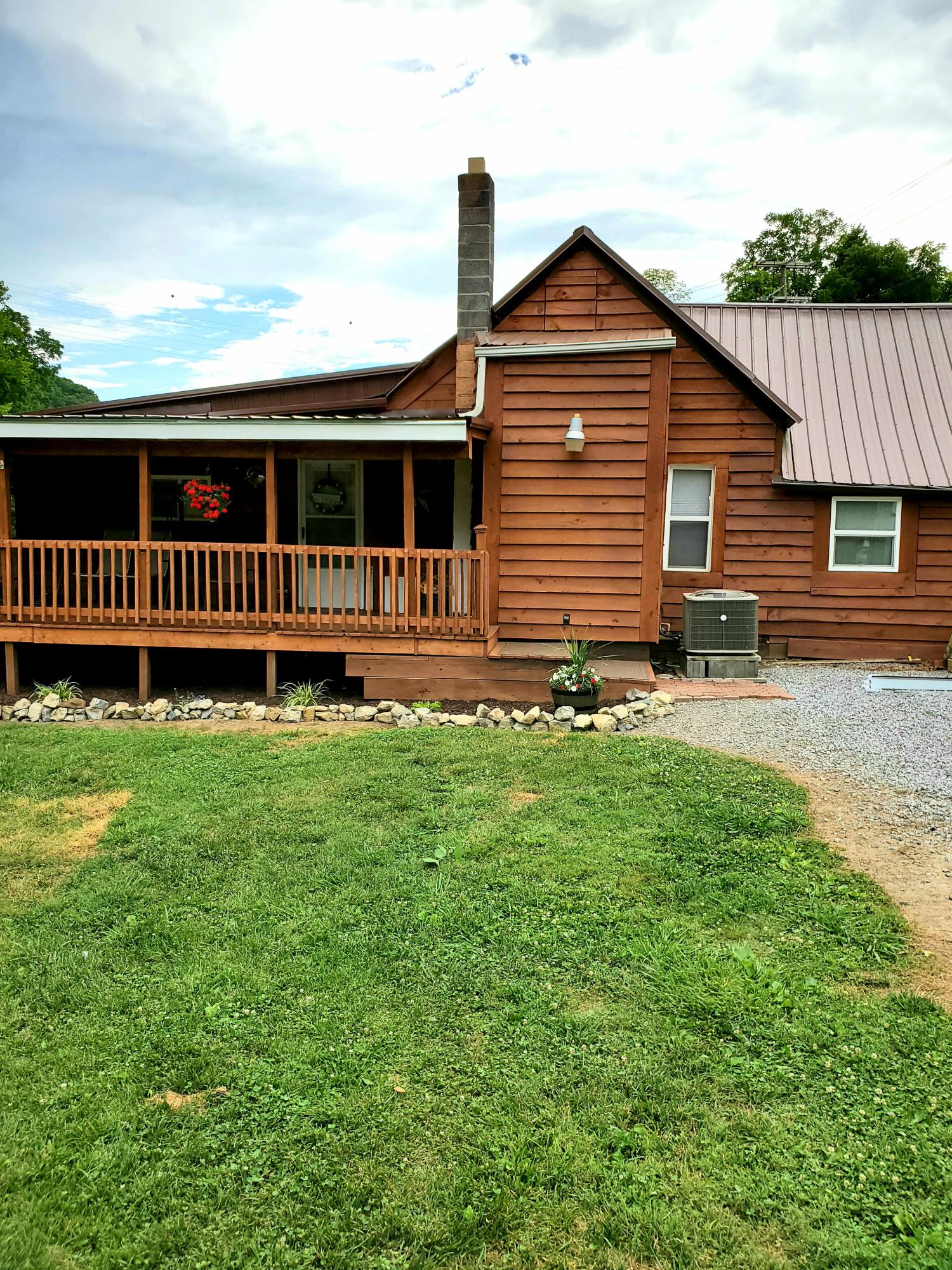 6499 Lone Star Road Kingsport, TN 37660 - Photo 3 of 42 20200710_170819