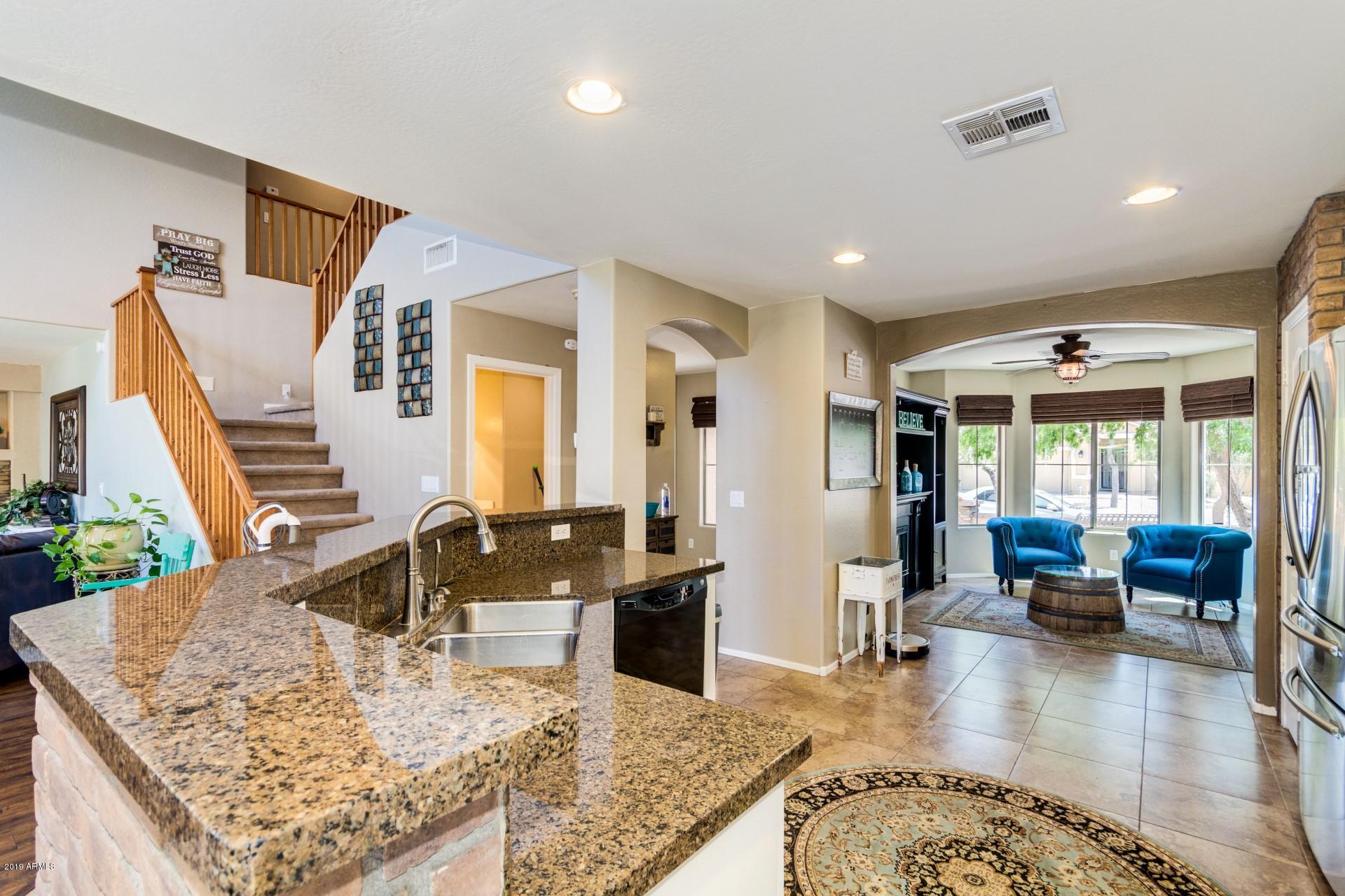 2410 West Peak View Road Phoenix, AZ 85085 - Photo 10 of 35 Gallery Image 10