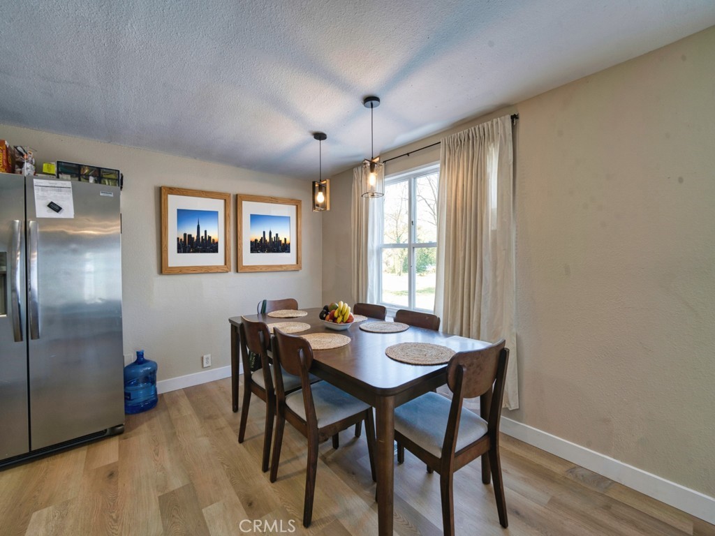 700 South Shafter, Unit 20 Shafter, CA 93263 - Photo 5 of 18 a view of a dining room with furniture and window