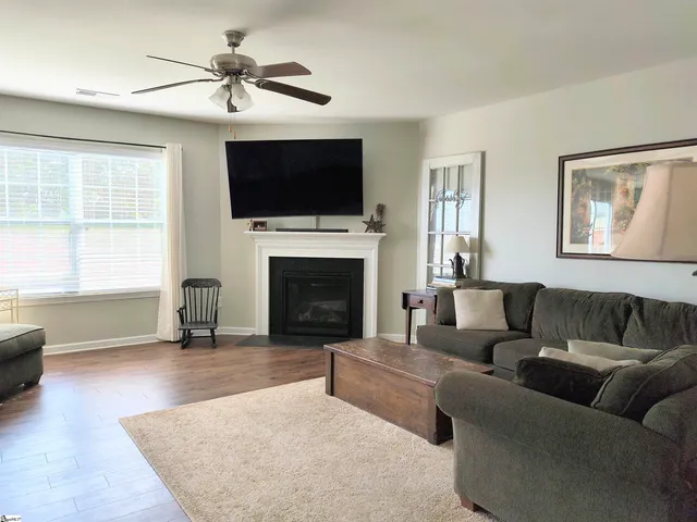 $328,250 | 113 Prairie Wolf Run, Duncan, SC 29334