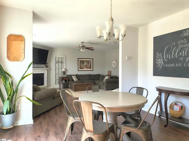 $328,250 | 113 Prairie Wolf Run, Duncan, SC 29334