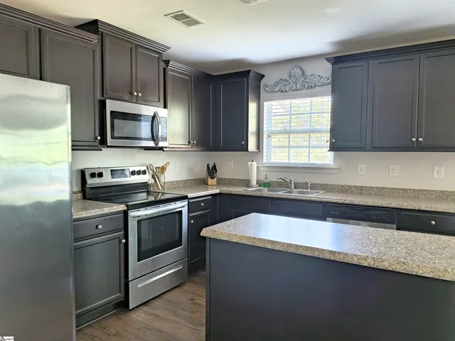 $328,250 | 113 Prairie Wolf Run, Duncan, SC 29334