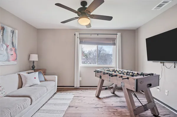$2,300 | 901 Oakcrest Circle, Cedar Park, TX 78613