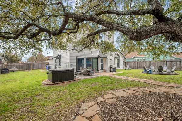 $2,300 | 901 Oakcrest Circle, Cedar Park, TX 78613