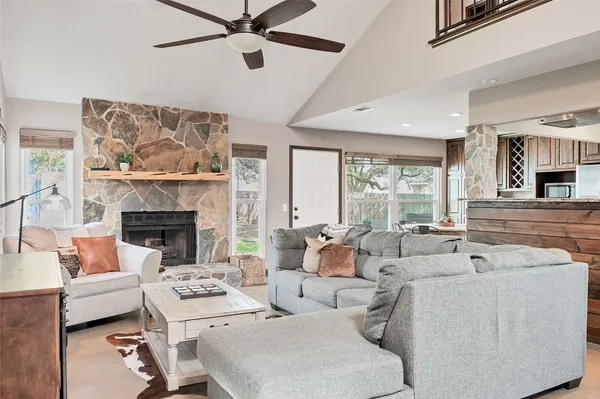 $2,300 | 901 Oakcrest Circle, Cedar Park, TX 78613