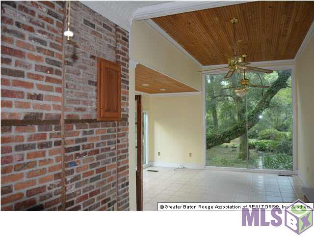 18482 Broussard Road Prairieville, LA 70769 - Photo 3 of 15 Gallery Image 3