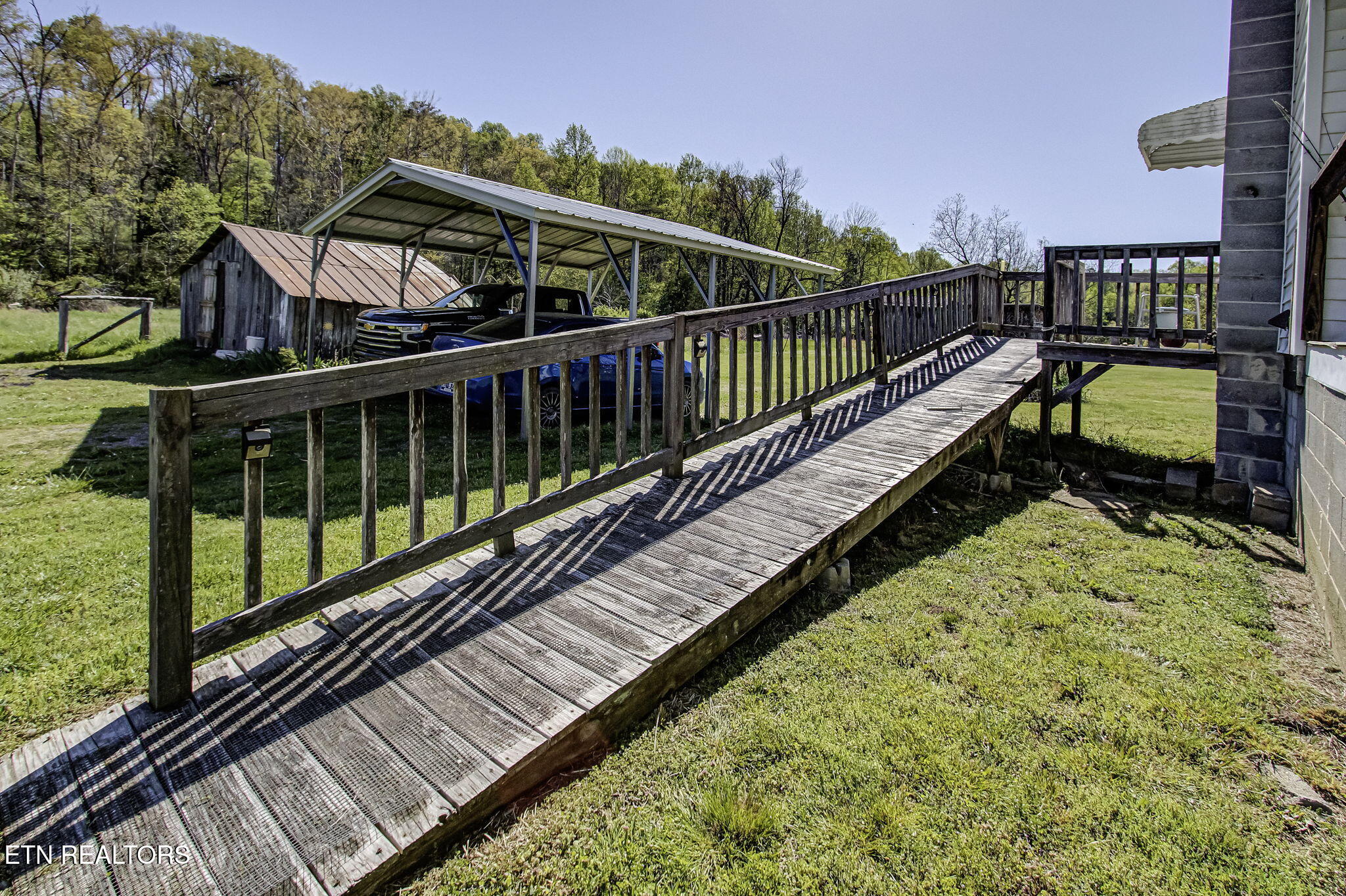 285 New Providence Road Tellico Plains, TN 37385 - Photo 21 of 45 IMG_4655