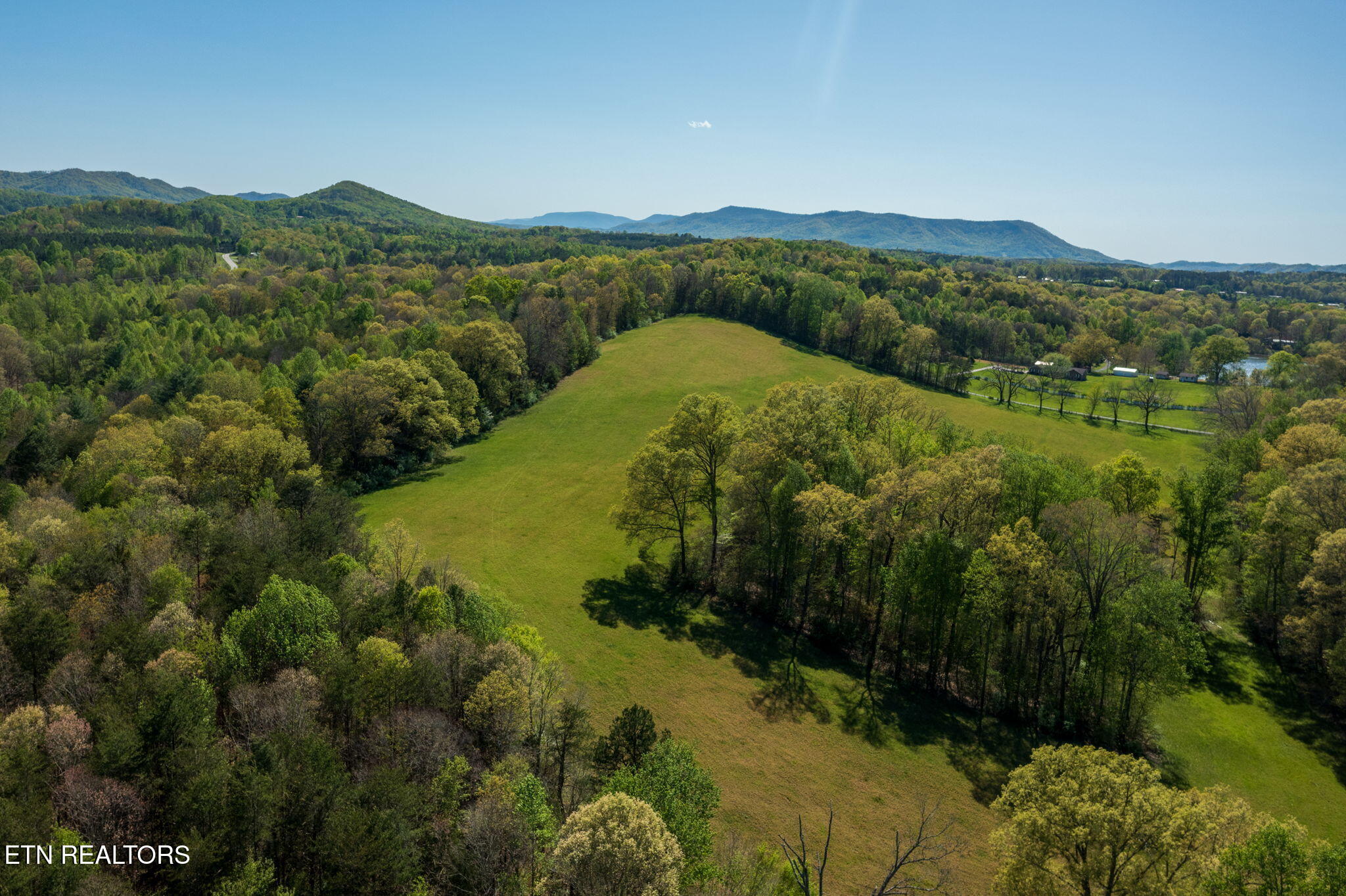 285 New Providence Road Tellico Plains, TN 37385 - Photo 9 of 45 homesandvideos aerials-11389