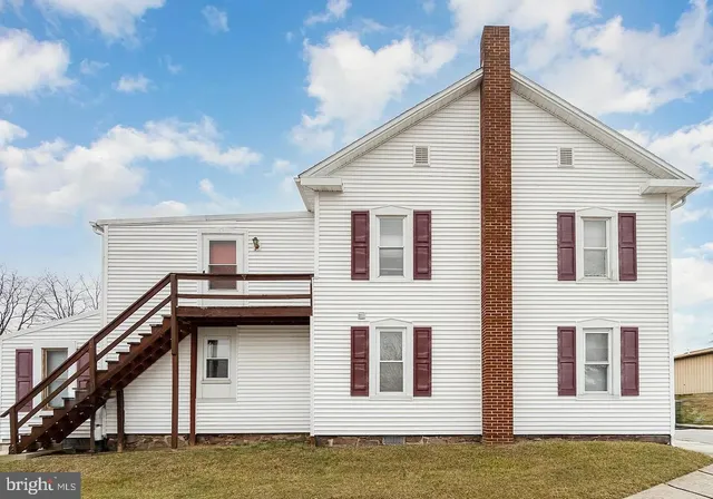 $1,400 | 181 Cemetery Street, Littlestown, PA 17340