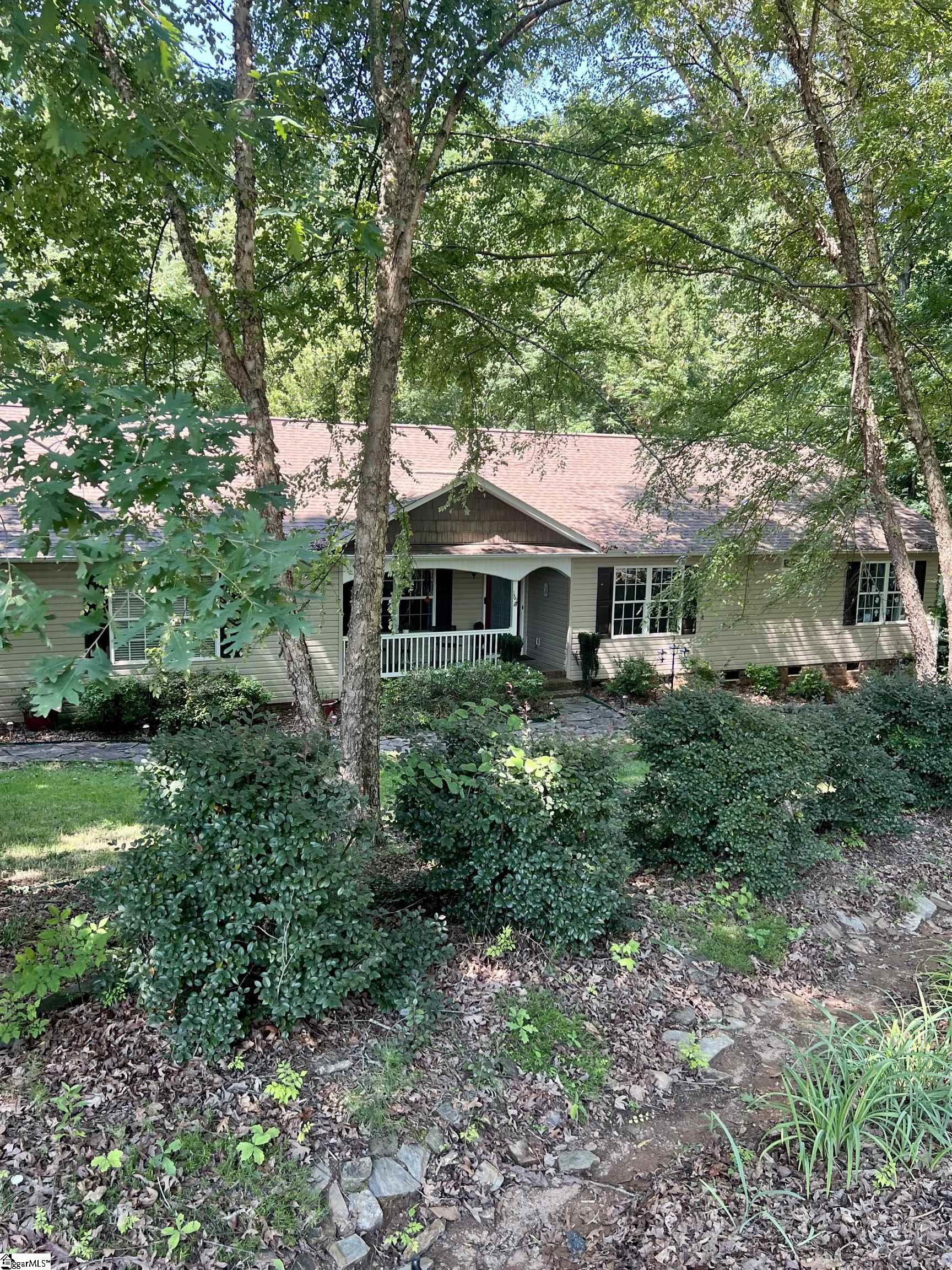 161 Timberlake Drive Inman, SC 29349 - Photo 1 of 27
