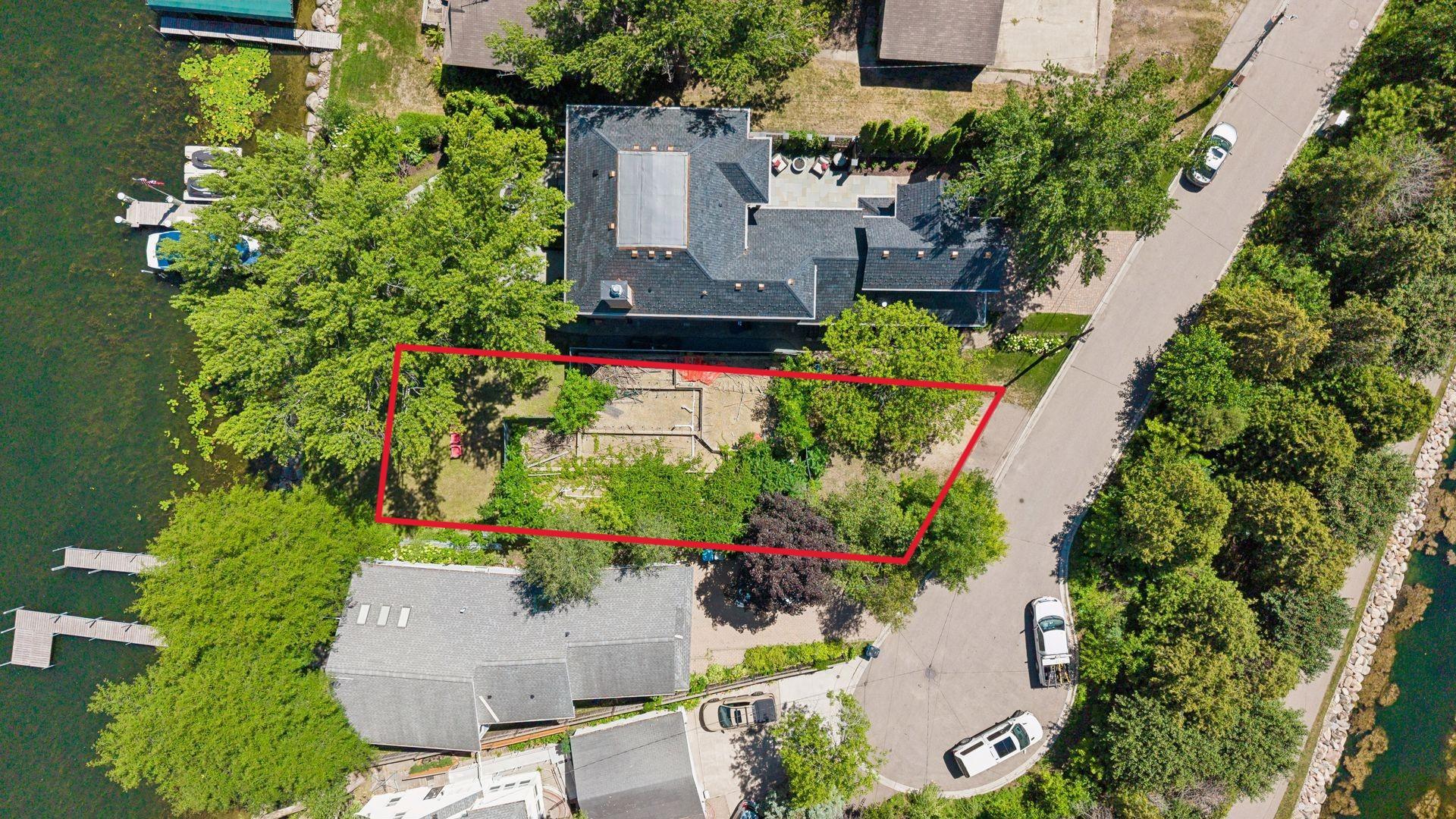2809 McKenzie Point Road Minnetonka, MN 55391 - Photo 3 of 5 Gallery Image 3
