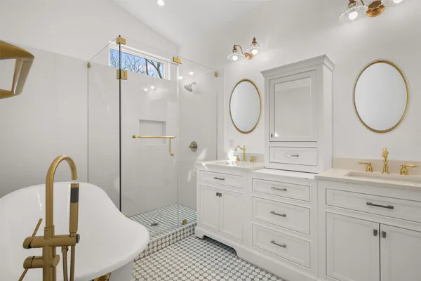 $399,000 | 1019 West 4th Street, Taylor, TX 76574
