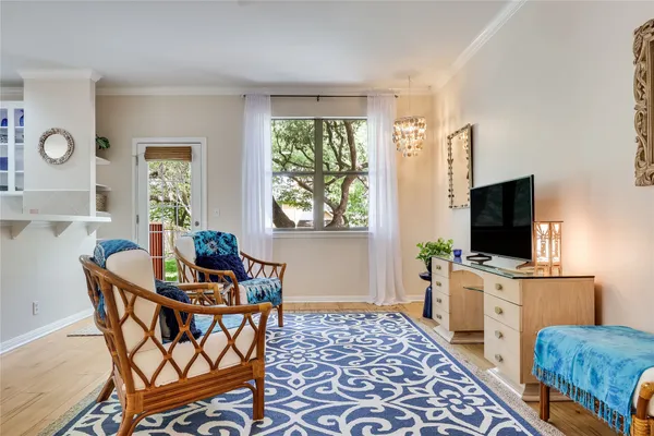 $575,000 | 1303 Cuernavaca Drive North, Unit B, Austin, TX 78733