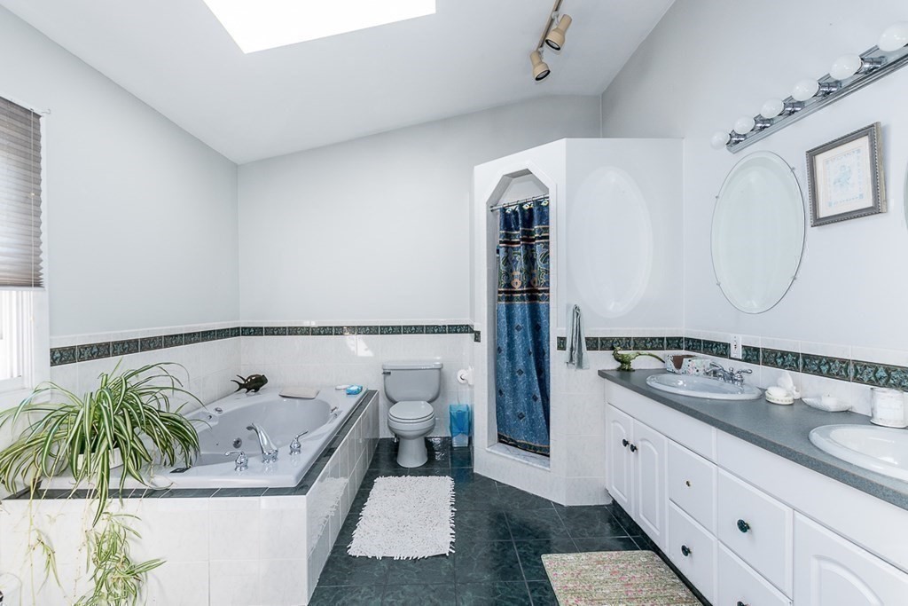 110 New Road East Providence, RI 02916 - Photo 24 of 38 Gallery Image 24