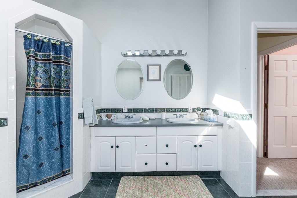 110 New Road East Providence, RI 02916 - Photo 25 of 38 Gallery Image 25