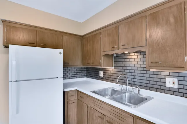 $1,295 | 5317 Old Middleton Road, Unit A, Madison, WI 53705