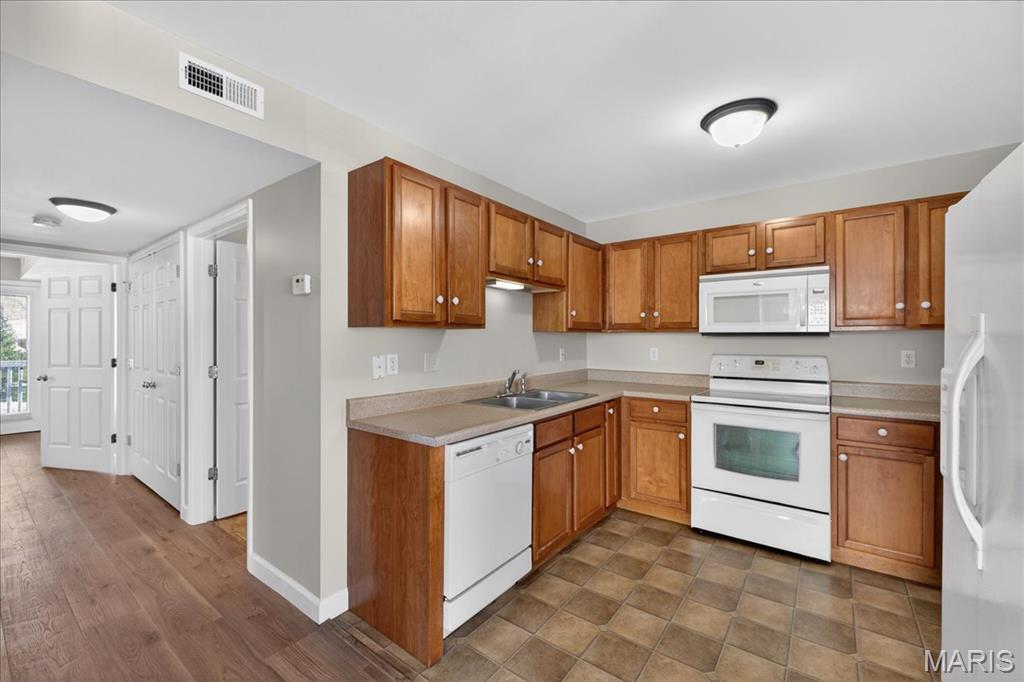 3812 Capri Way St. Peters, MO 63304 - Photo 17 of 39