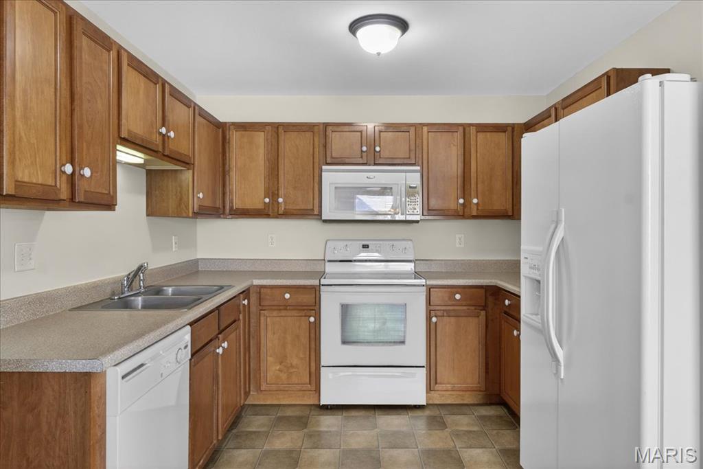 3812 Capri Way St. Peters, MO 63304 - Photo 18 of 39