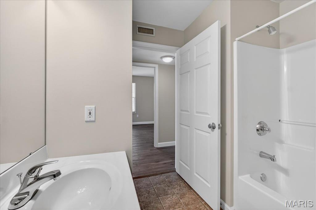 3812 Capri Way St. Peters, MO 63304 - Photo 23 of 39