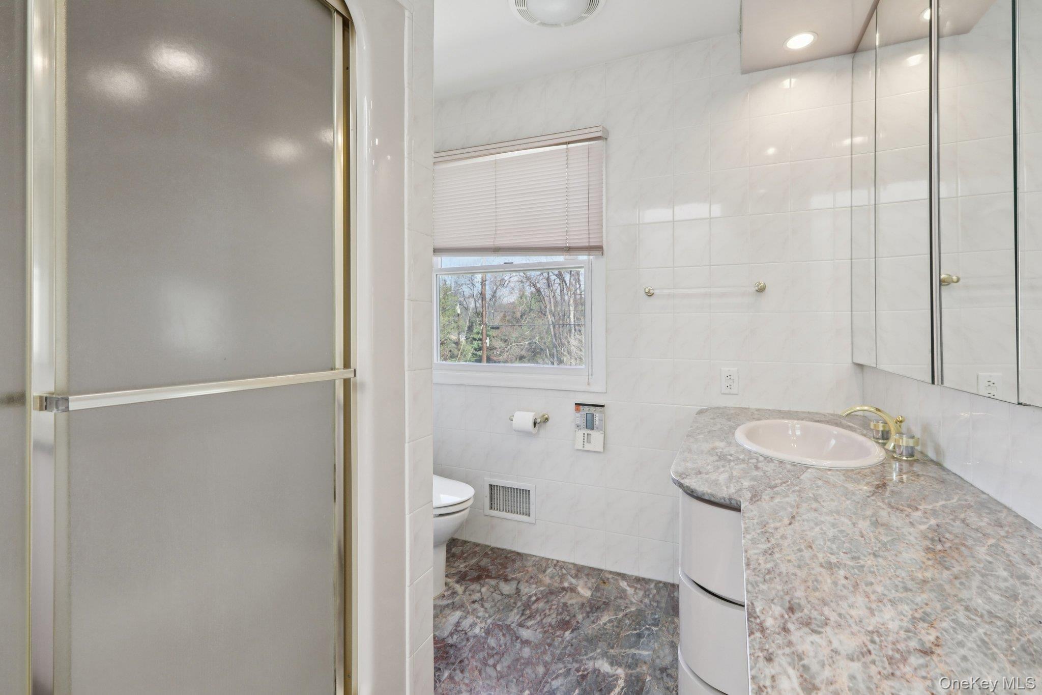 17 Rolling Ridge Road New City, NY 10956 - Photo 34 of 50 Second Master suite or guest bath on 2nd floor