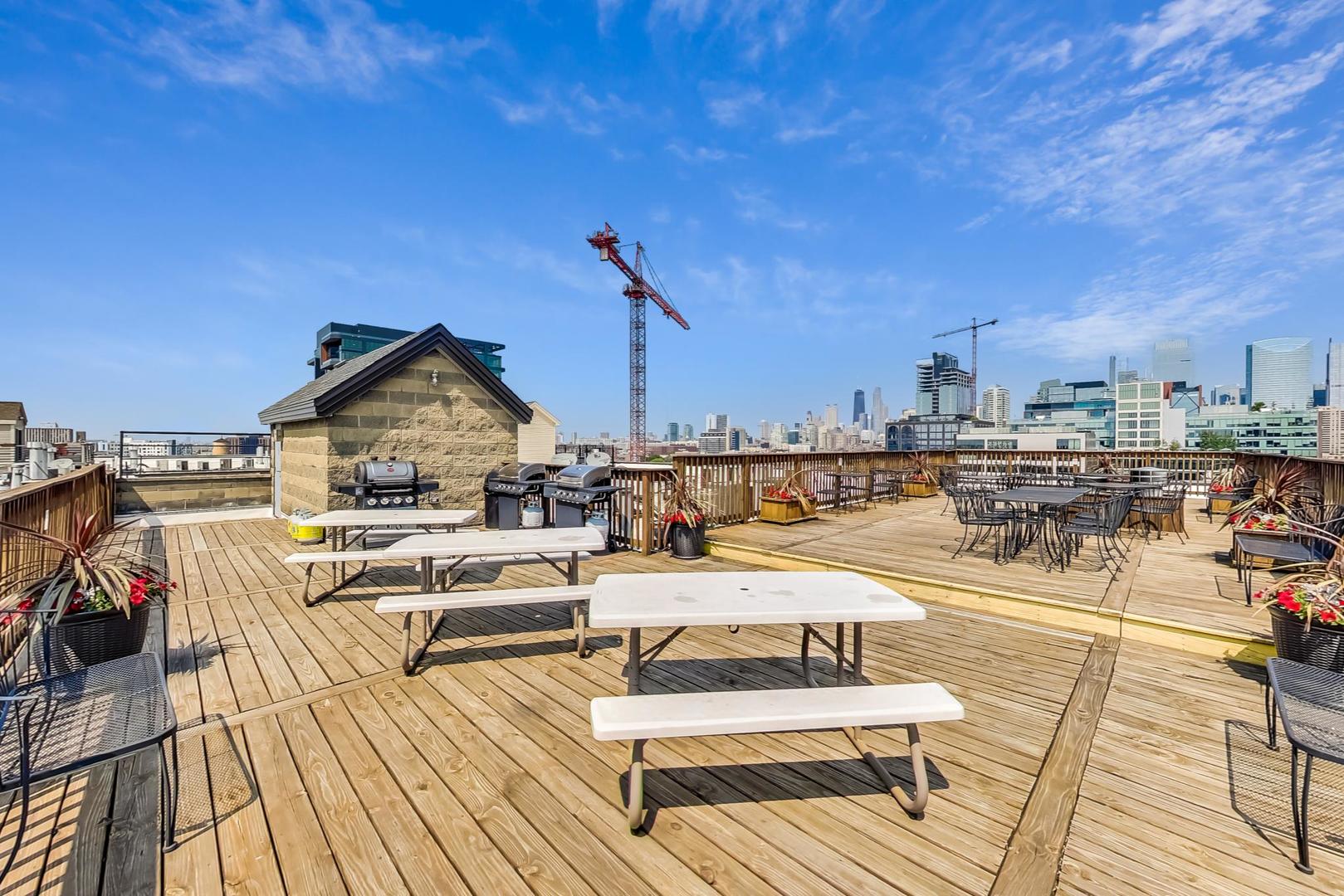 312 North May Street, Unit 5A Chicago, IL 60607 - Photo 31 of 36