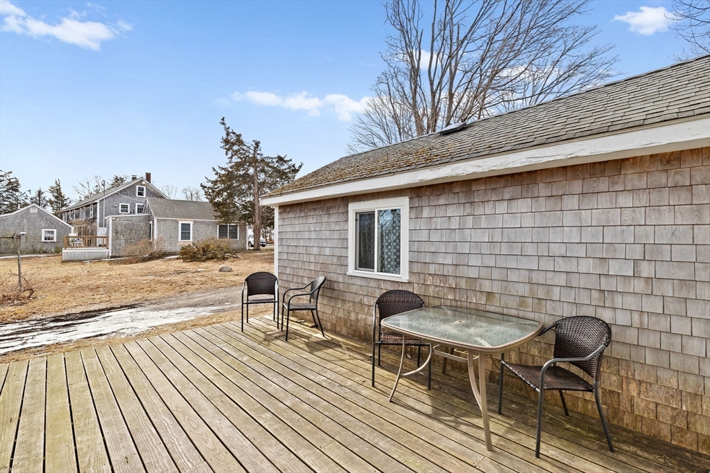 125 R Careswell Street Marshfield, MA 02050 - Photo 16 of 19 Gallery Image 16