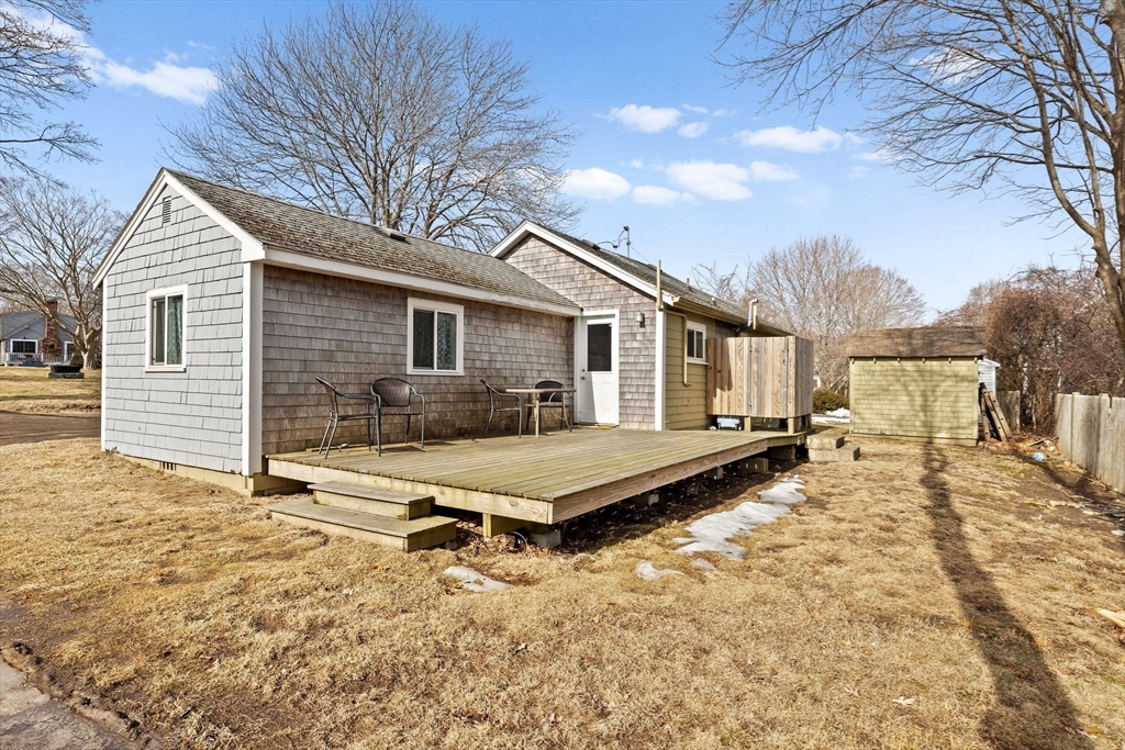 125 R Careswell Street Marshfield, MA 02050 - Photo 17 of 19 Gallery Image 17
