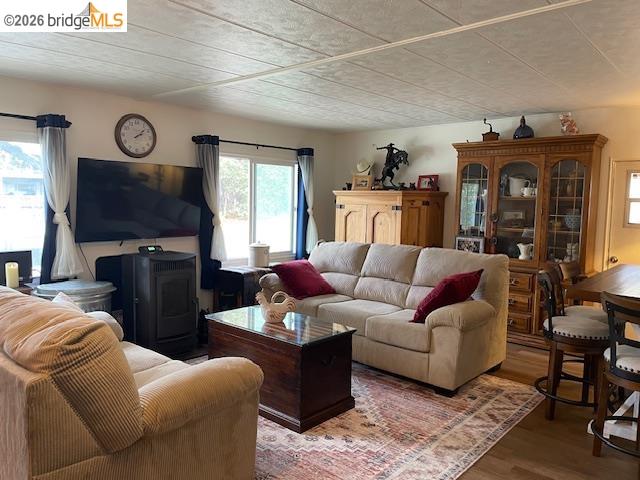 16629 Allison Way, Unit 22 Sonora, CA 95370 - Photo 3 of 30 a living room with furniture and a flat screen tv