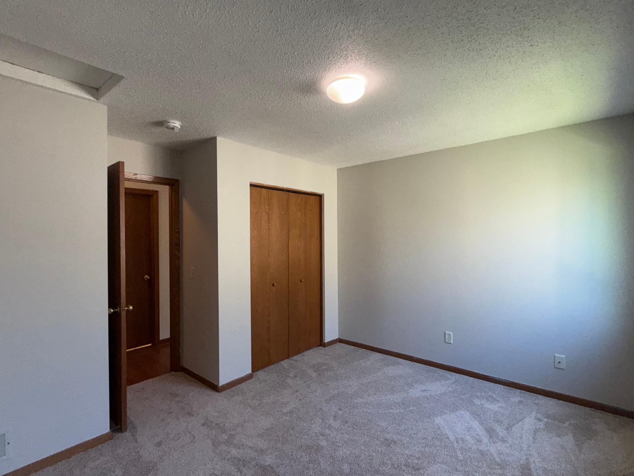 4382 Cinnamon Ridge Trail Eagan, MN 55122 - Photo 19 of 28 Gallery Image 19