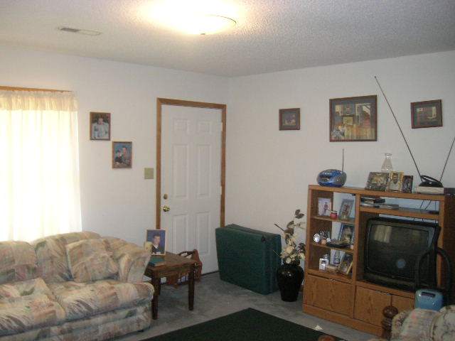 159 Glassy Drive Inman, SC 29349 - Photo 4 of 4 Gallery Image 4