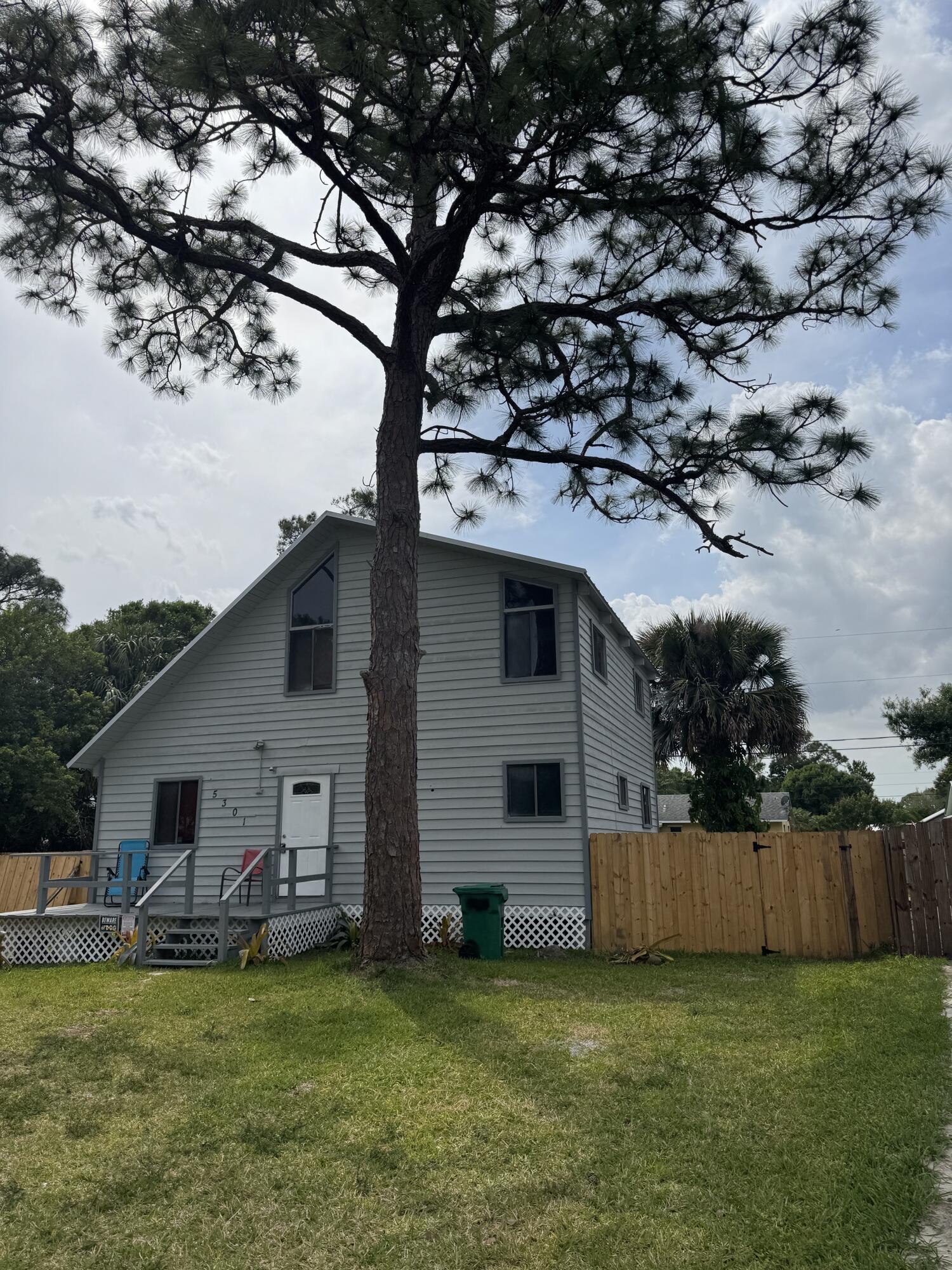 5301 Sunset Boulevard Fort Pierce, FL 34982 - Photo 3 of 56 l2