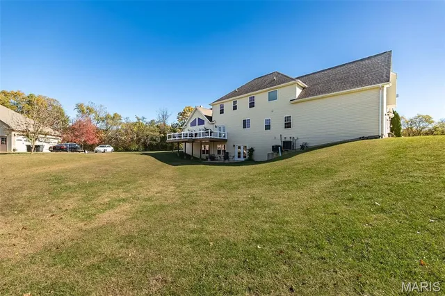 $725,000 | 431 Ridge Meadow Lane, Washington, MO 63090