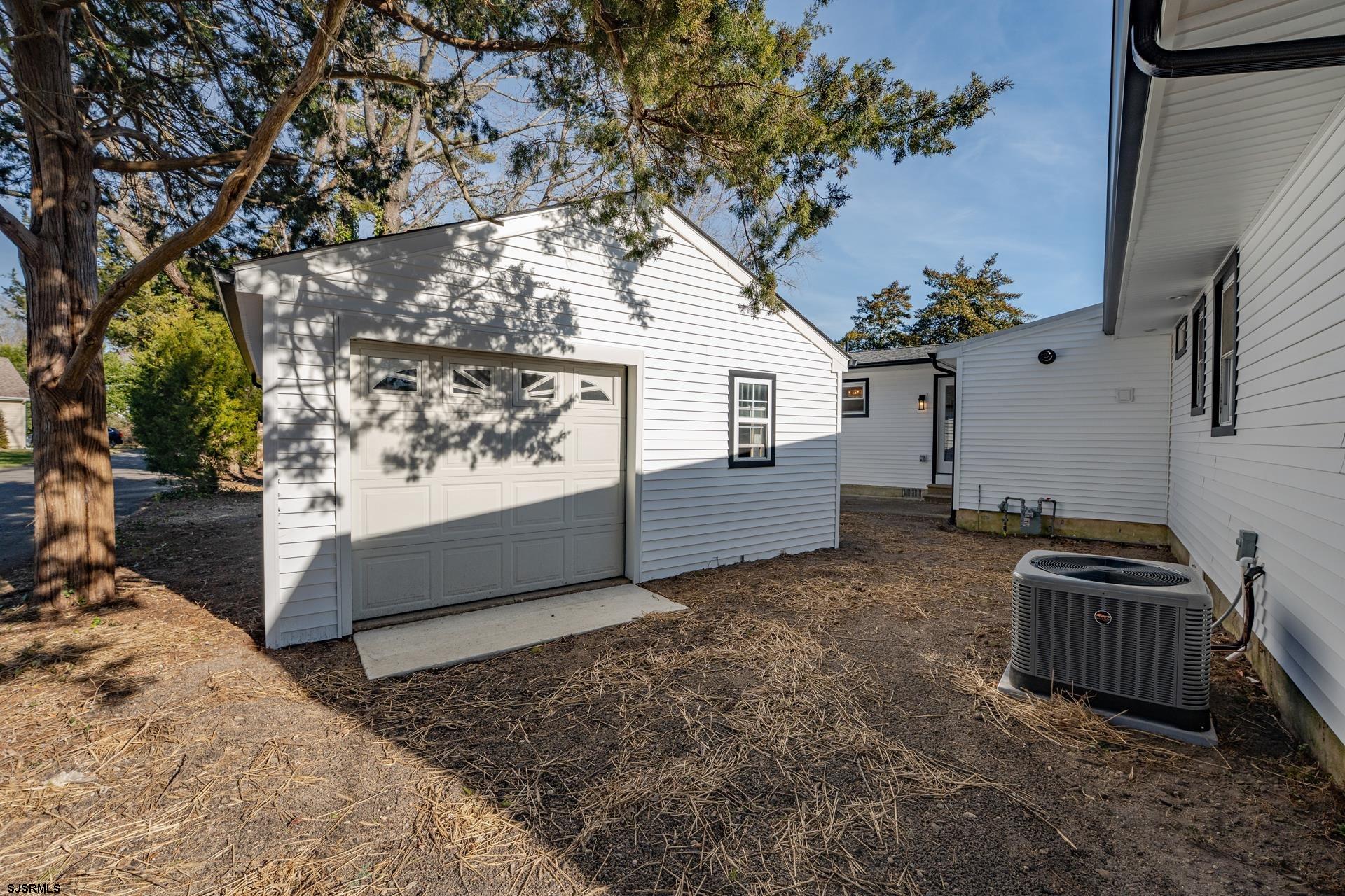 2419 Cedar Bridge Road Northfield, NJ 08225 - Photo 13 of 50