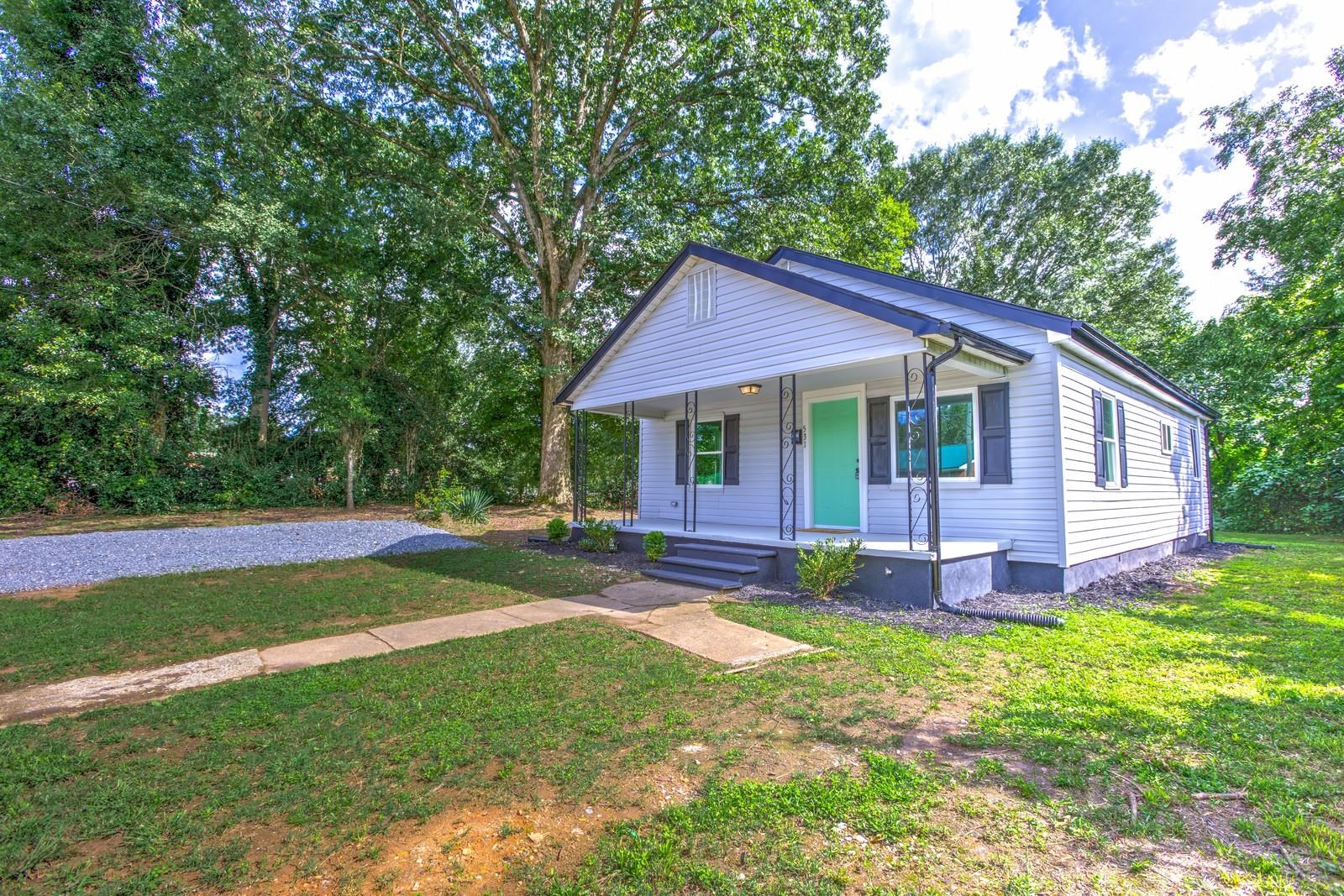 531 West Rutledge Avenue Gaffney, SC 29341 - Photo 21 of 26 Gallery Image 21