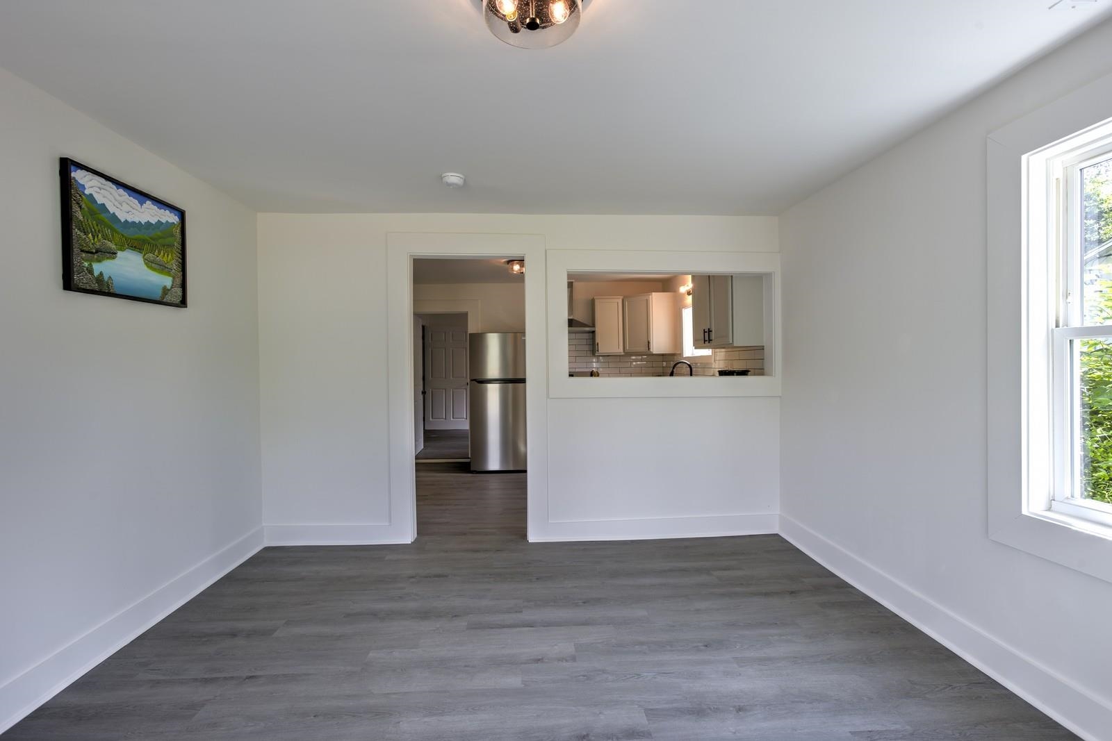 531 West Rutledge Avenue Gaffney, SC 29341 - Photo 3 of 26 Gallery Image 3
