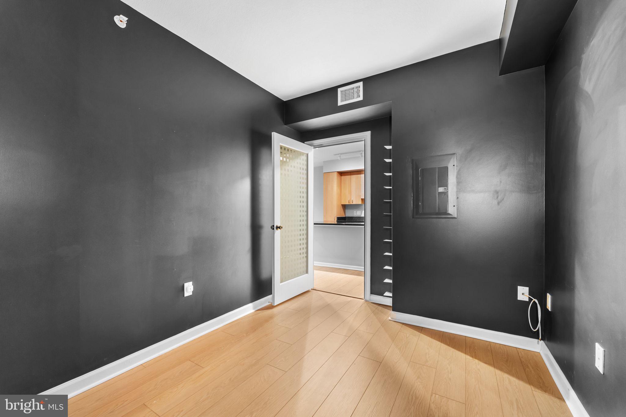 440 L Street Northwest, Unit 512 Washington, DC 20001 - Photo 19 of 21 Den