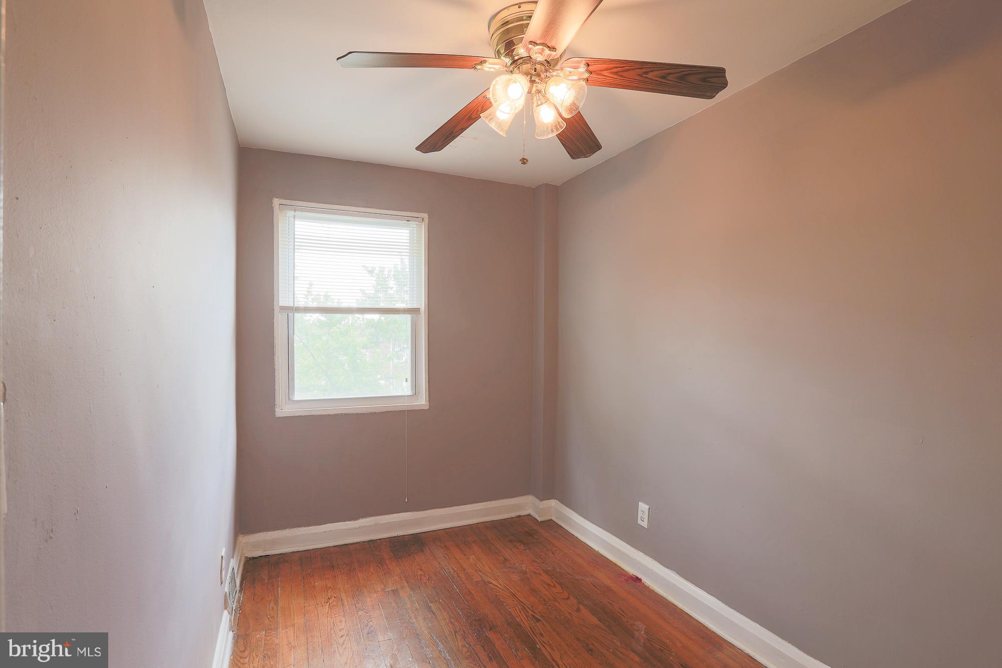 3919 Rokeby Road Baltimore, MD 21229 - Photo 16 of 26 Bedroom