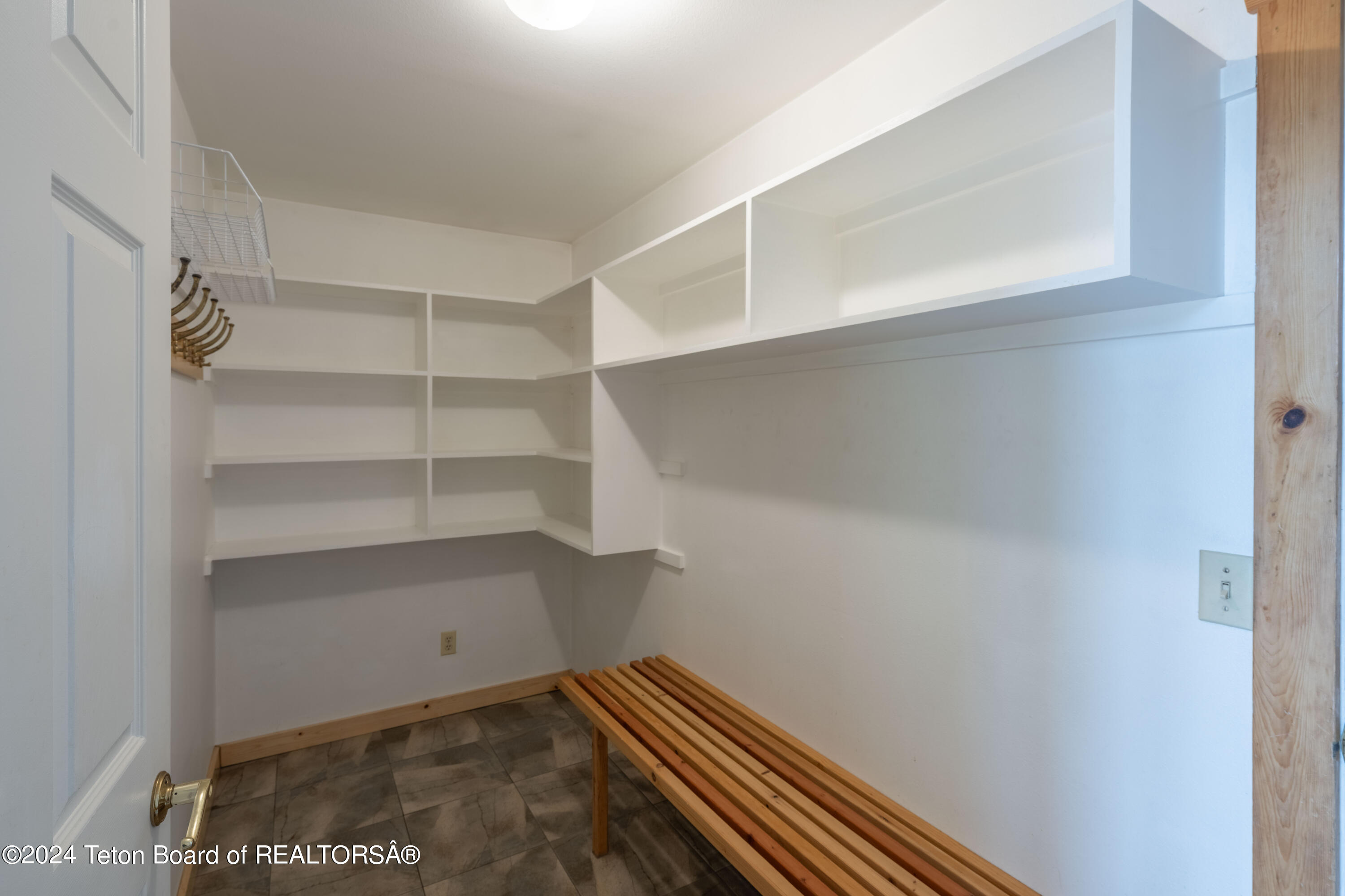 4125 Silver Spur Road Wilson, WY 83014 - Photo 29 of 35 Mudroom