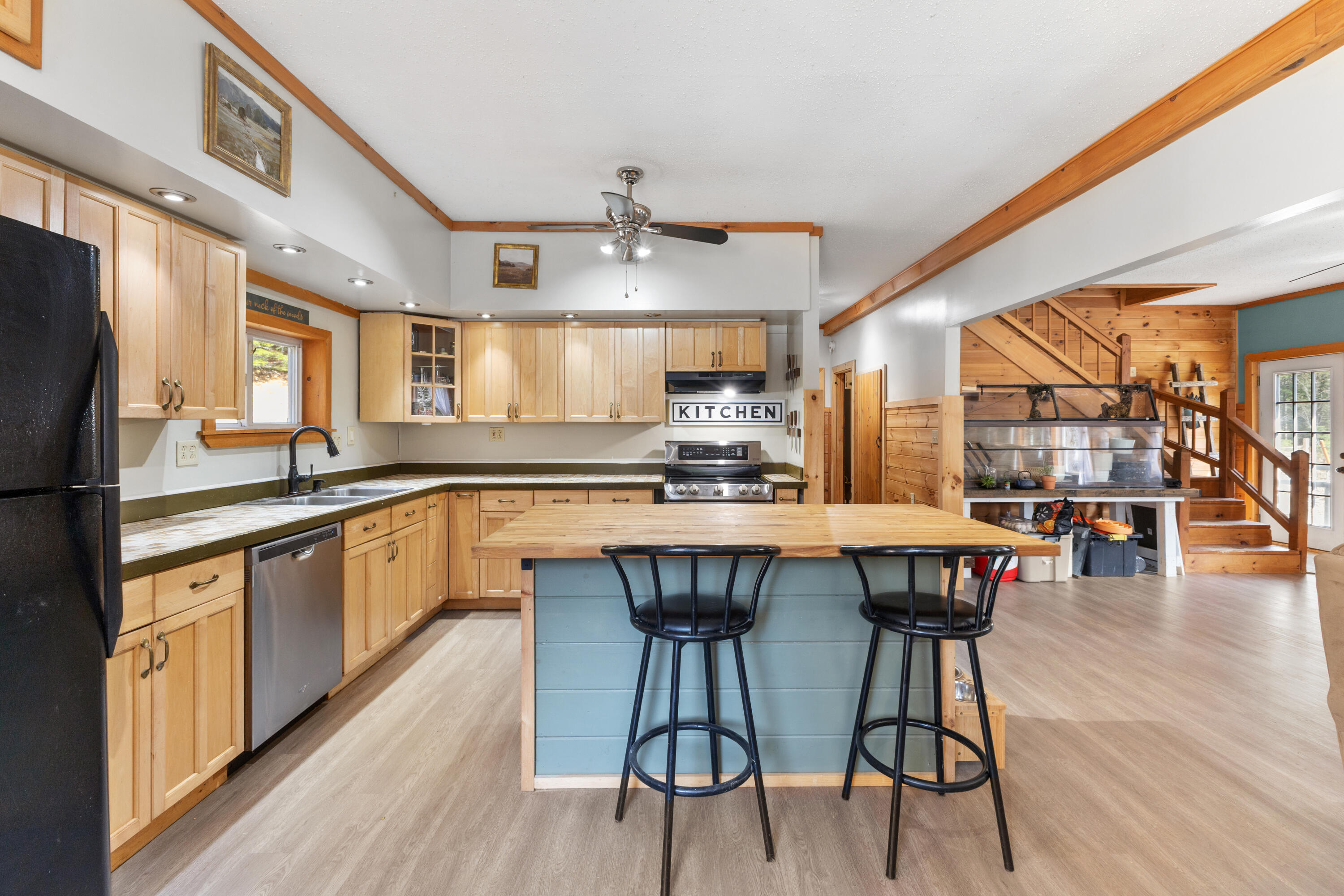 18 Deer Ridge Lane Surry, ME 04684 - Photo 8 of 50 Kitchen