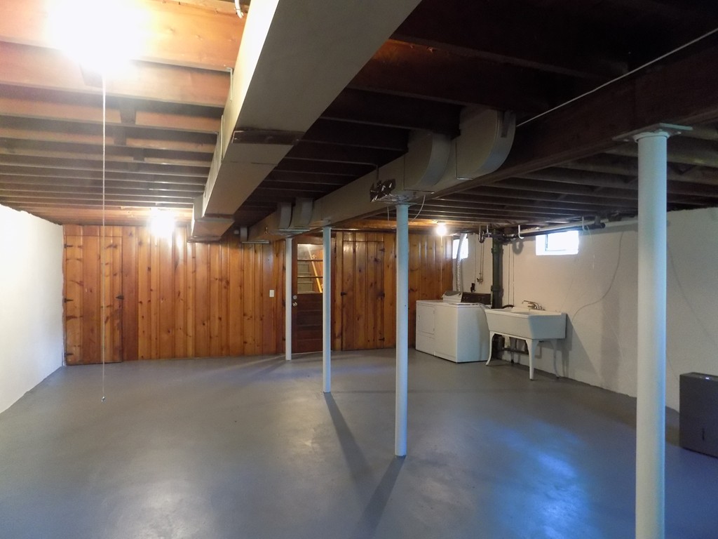 90 Embassy Road Springfield, MA 01119 - Photo 15 of 18 a view of empty room with wooden floor