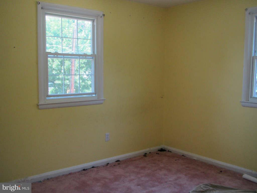 306 Orley Road Baltimore, MD 21228 - Photo 5 of 8 Bedroom