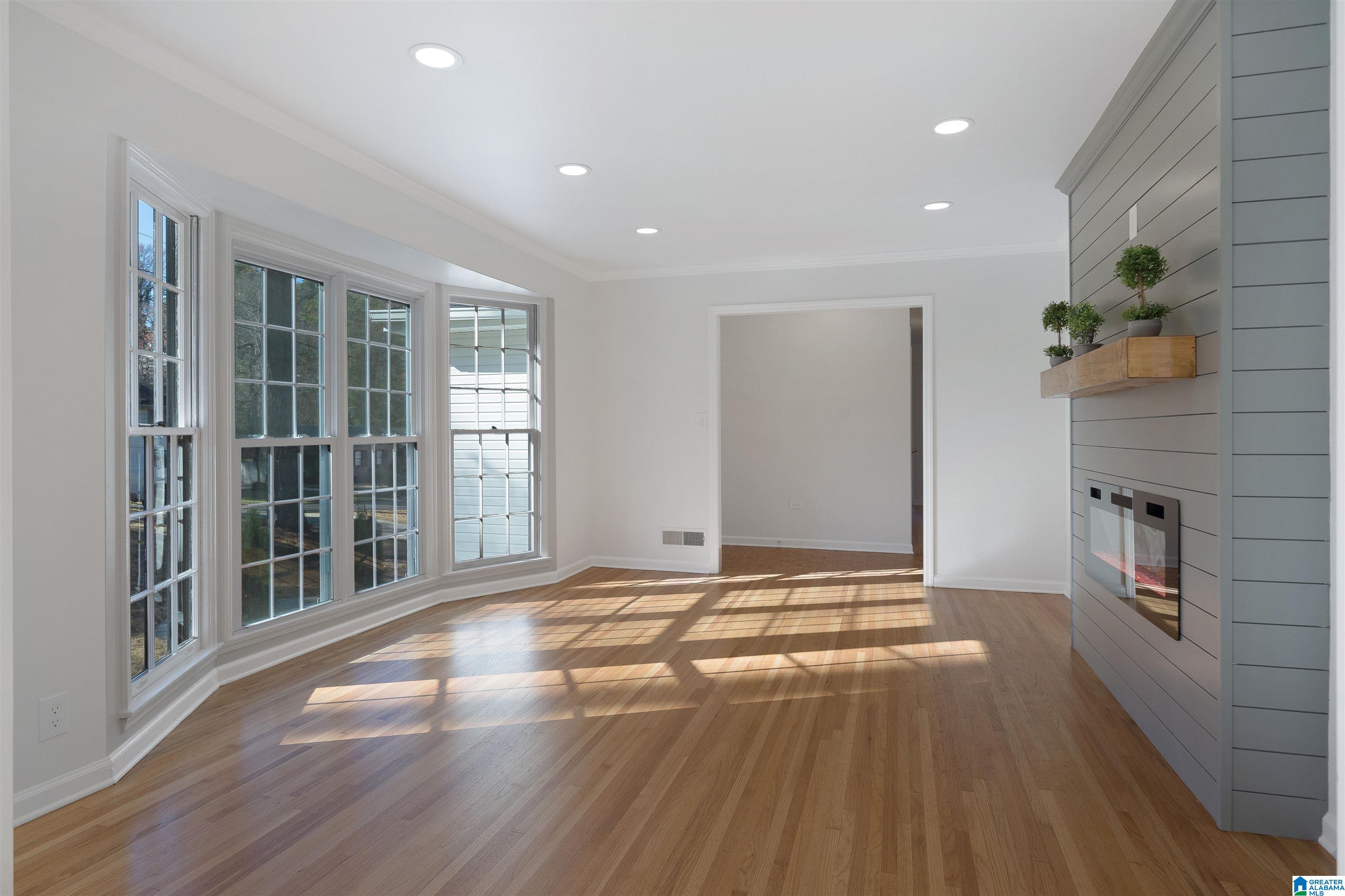 824 Barnard Terrace Birmingham, AL 35206 - Photo 5 of 50