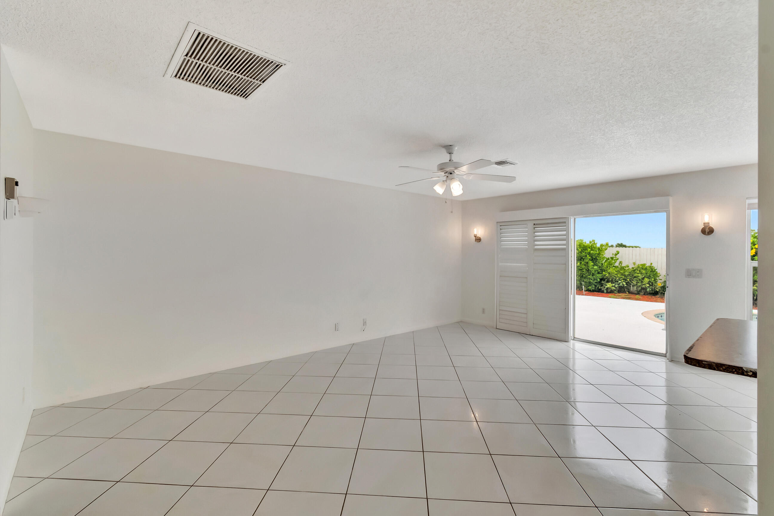 8895 Sonoma Lake Boulevard Boca Raton, FL 33434 - Photo 13 of 53 DSC_7762