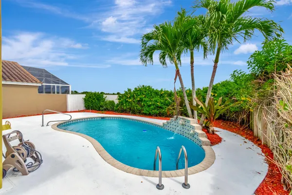 $5,000 | 8895 Sonoma Lake Boulevard, Boca Raton, FL 33434