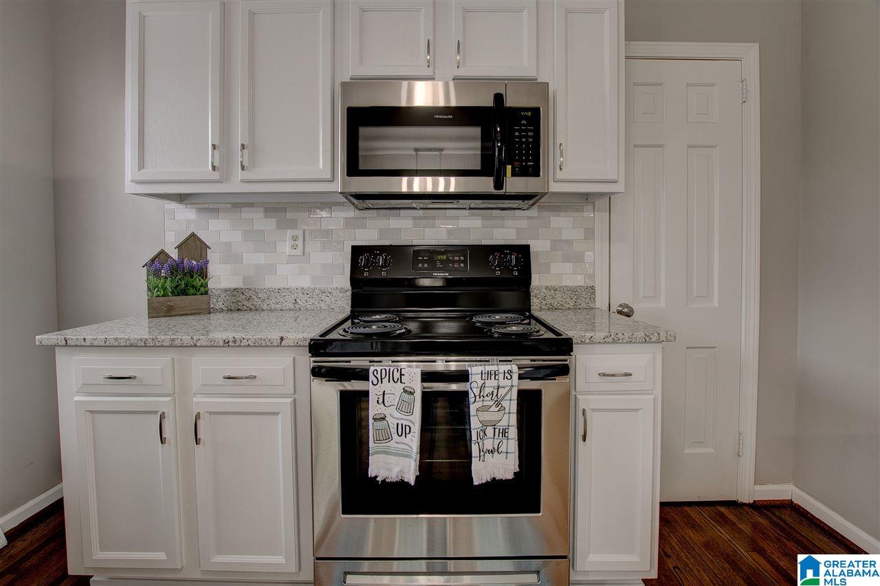 445 2nd Place Pleasant Grove, AL 35127 - Photo 19 of 40