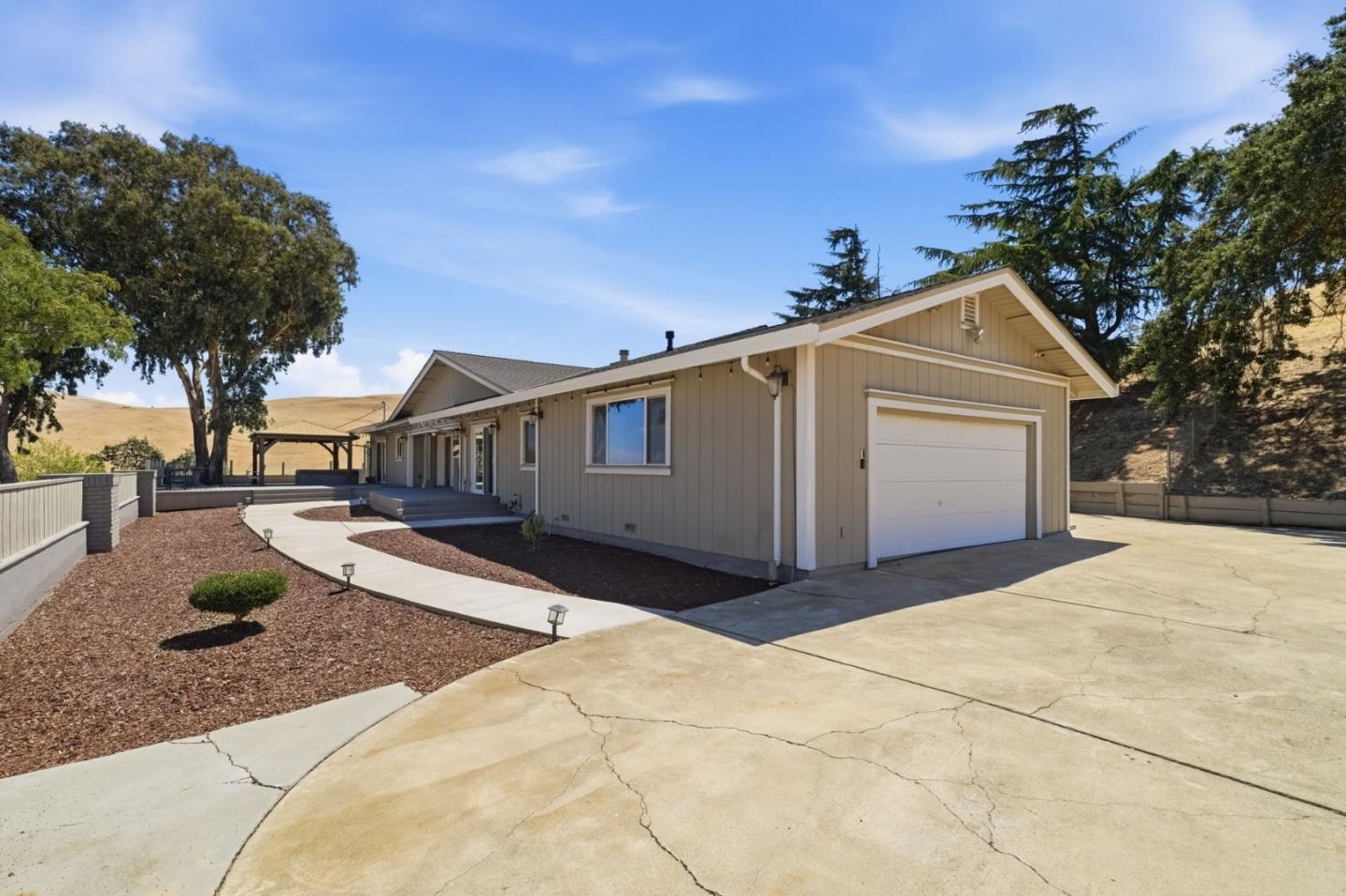 Hess Road Concord, CA 94521 - Photo 6 of 69 Gallery Image 6
