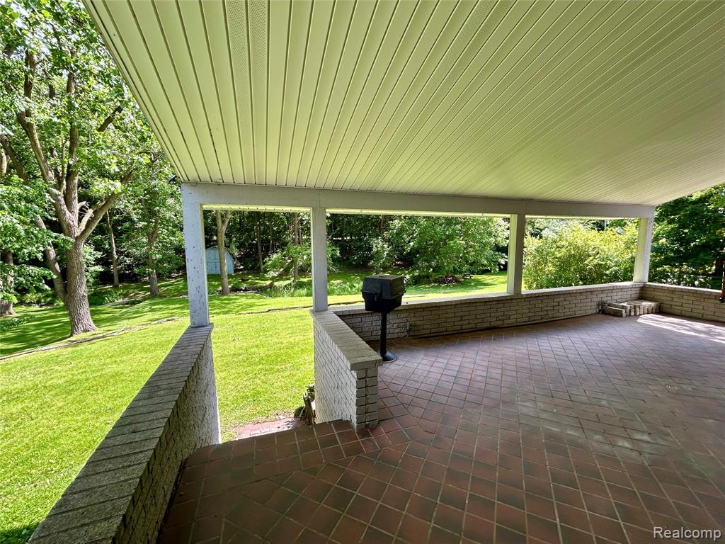 1457 West Avon Road Rochester Hills, MI 48309 - Photo 20 of 42