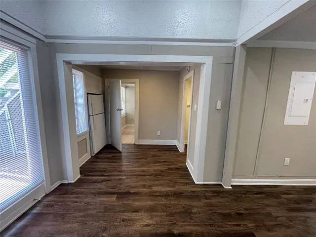 $795 | 2008 Sanguinet Street, Fort Worth, TX 76107