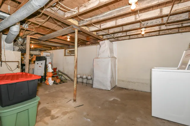 $179,900 | W3772 Alder Drive, Geneva, WI 53147