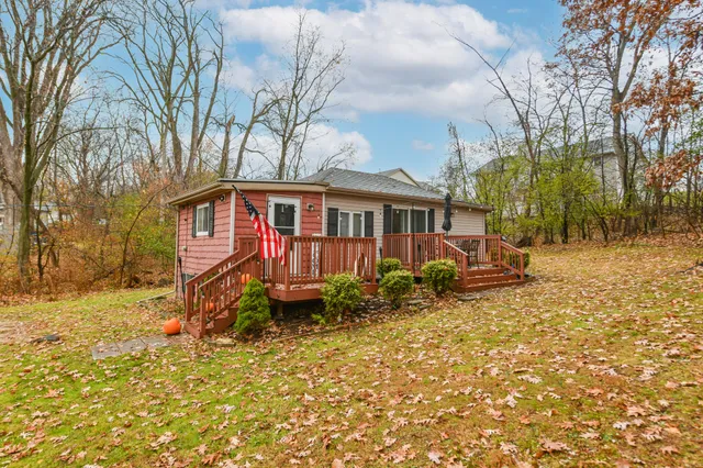 $179,900 | W3772 Alder Drive, Geneva, WI 53147